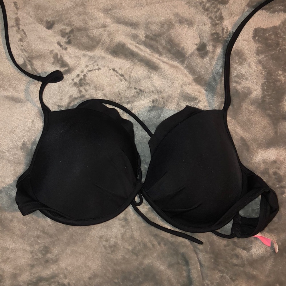34D Victoria Secret Top